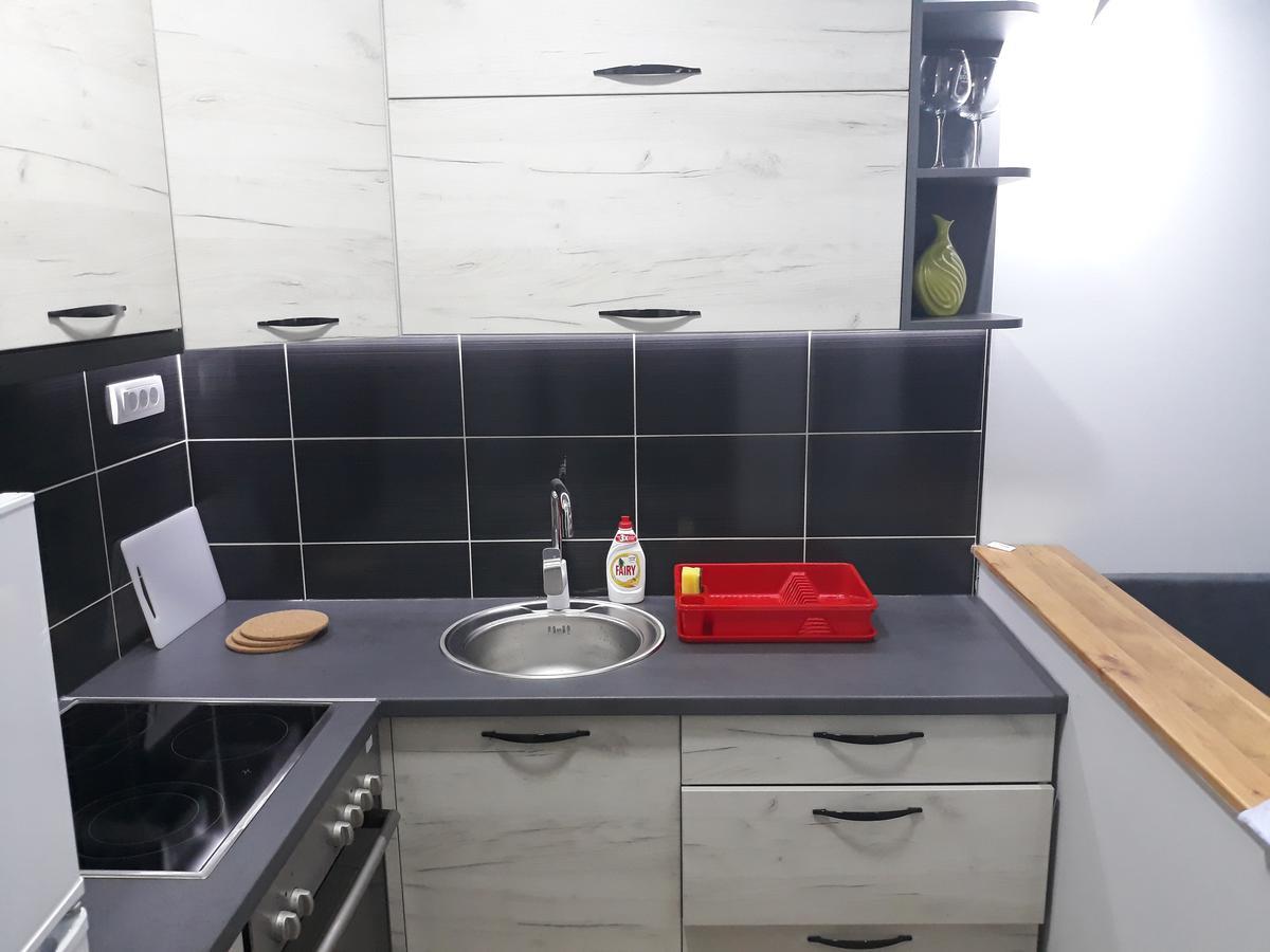 Apartment Azzuro 2 Новий Сад Екстер'єр фото